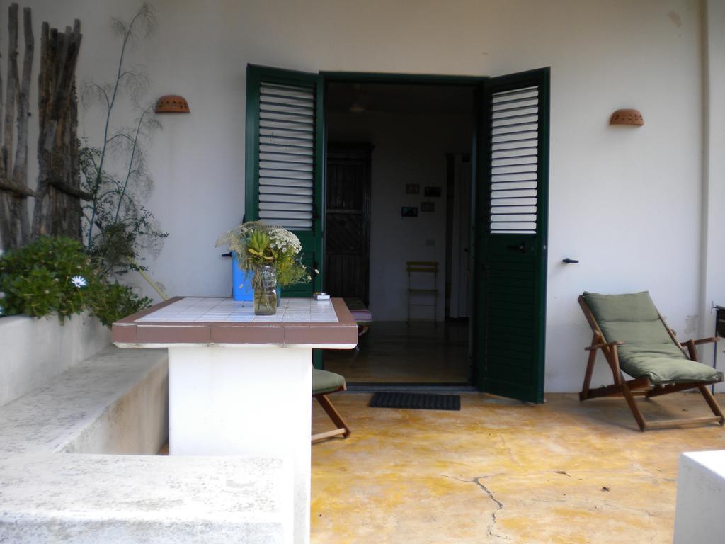Casa U' Cucunciu Appartement Lipari  Kamer foto