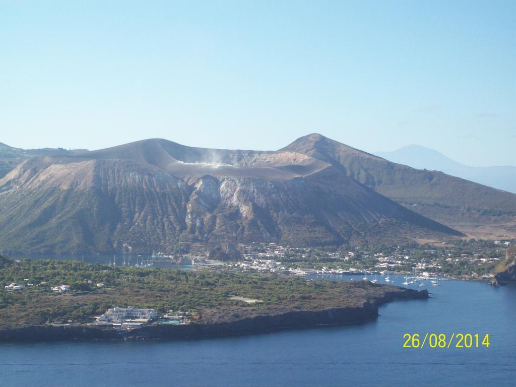 Casa U' Cucunciu Appartement Lipari  Kamer foto